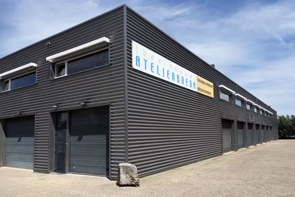 Atelierbreda-werkplek-bedrijf-cursussen-werk in opdracht-beelden