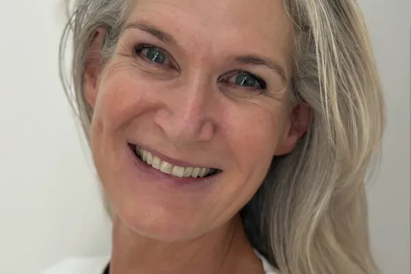 Iris Stolk